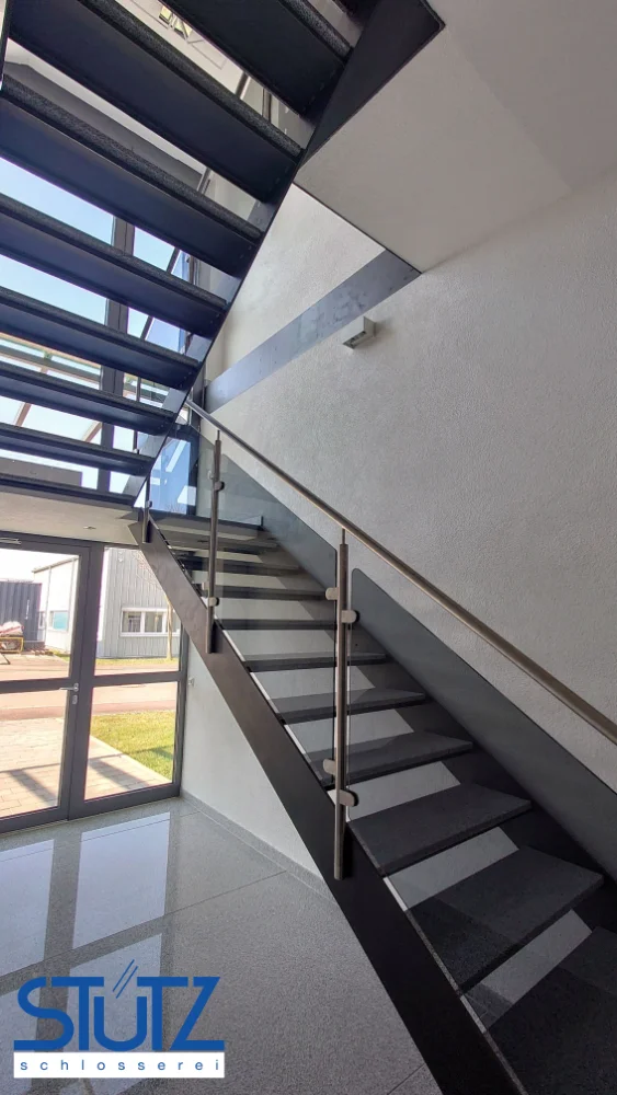 Treppen & Geländer 10 202603 STP Innentreppe